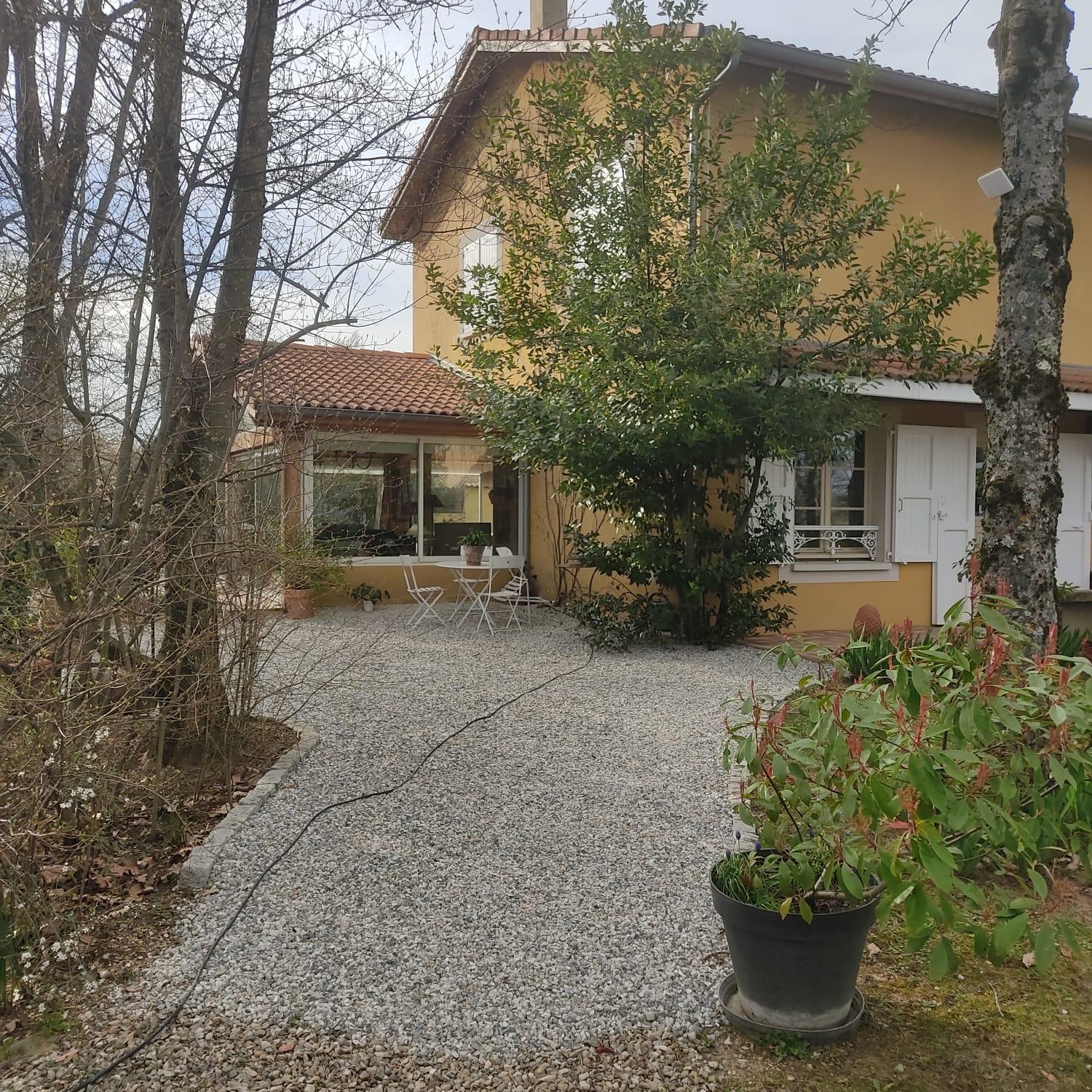 La Frenaie Acomodação com café da manhã Saint-Cyr-sur-le-Rhone Exterior foto